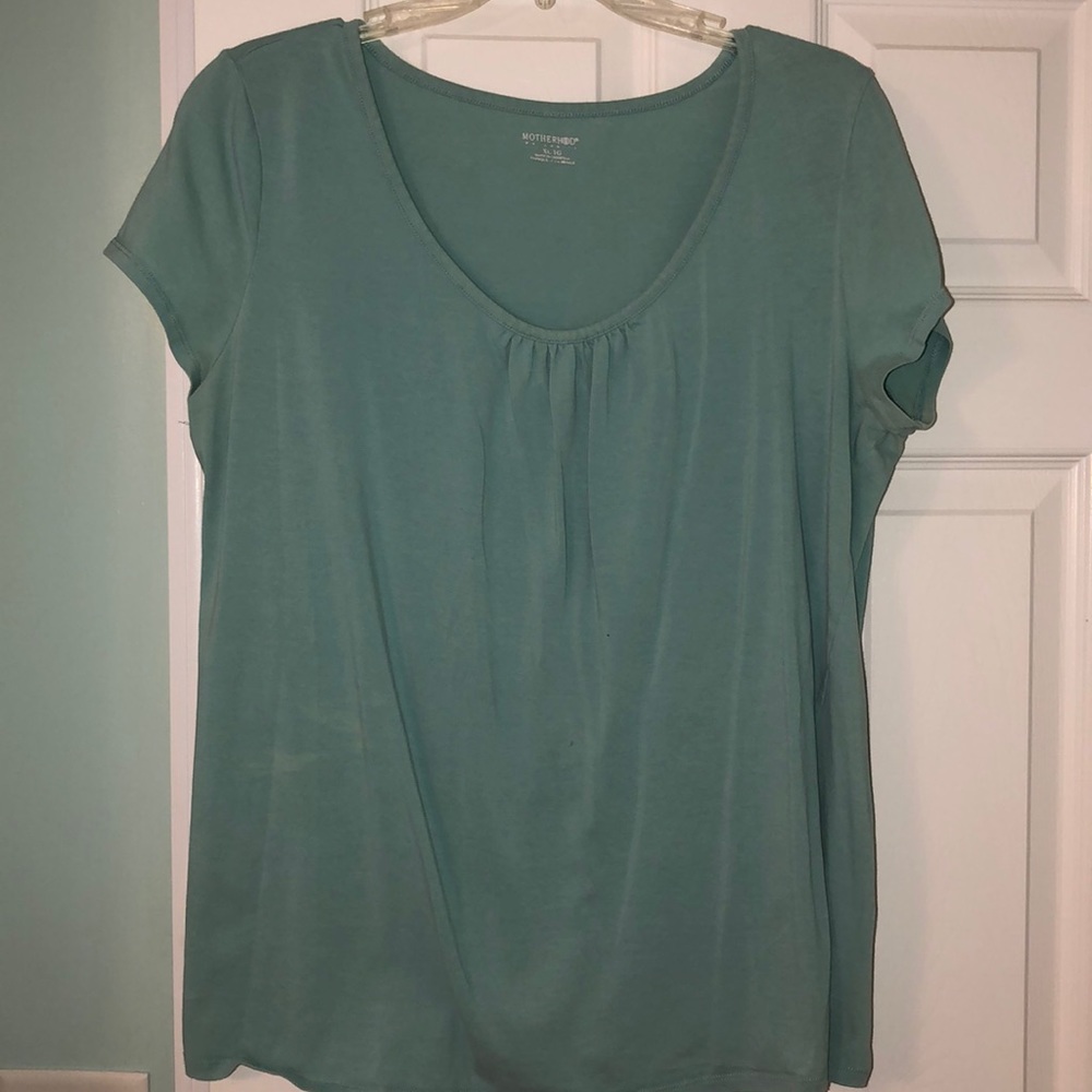 Size XL Motherhood Maternity light blue tee